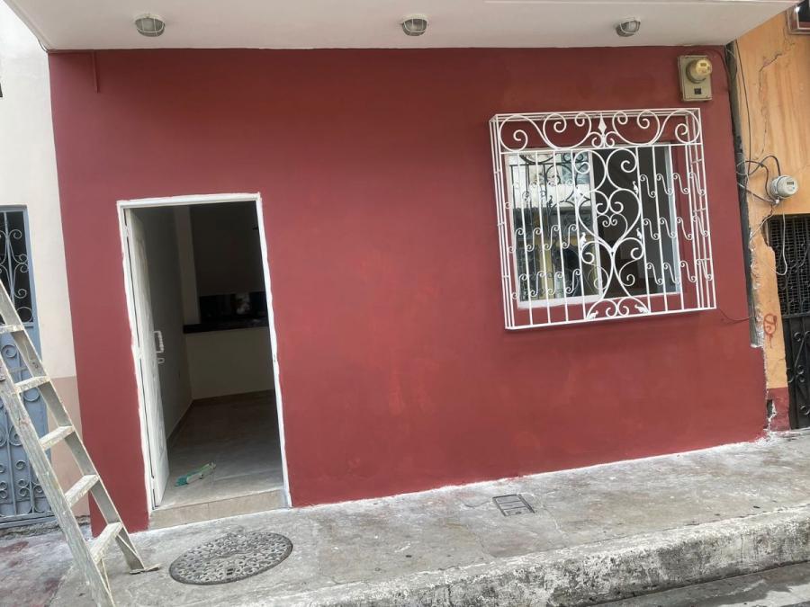 Foto Casa en Arriendo en Guayaquil, Guayas - U$D 300 - CAA36668 - BienesOnLine