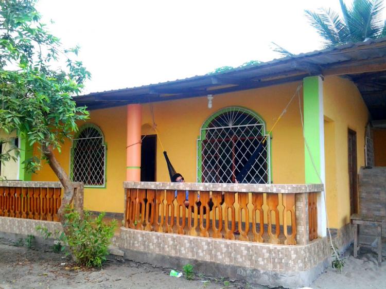 Foto Casa en Arriendo por temporada en Cojimies, Pedernales, Manabi - $ 40 - CAT15252 - BienesOnLine