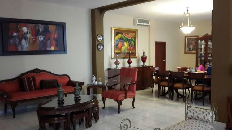 Foto Casa en Arriendo en Guayaquil, Guayas - U$D 1.400 - CAA18519 - BienesOnLine
