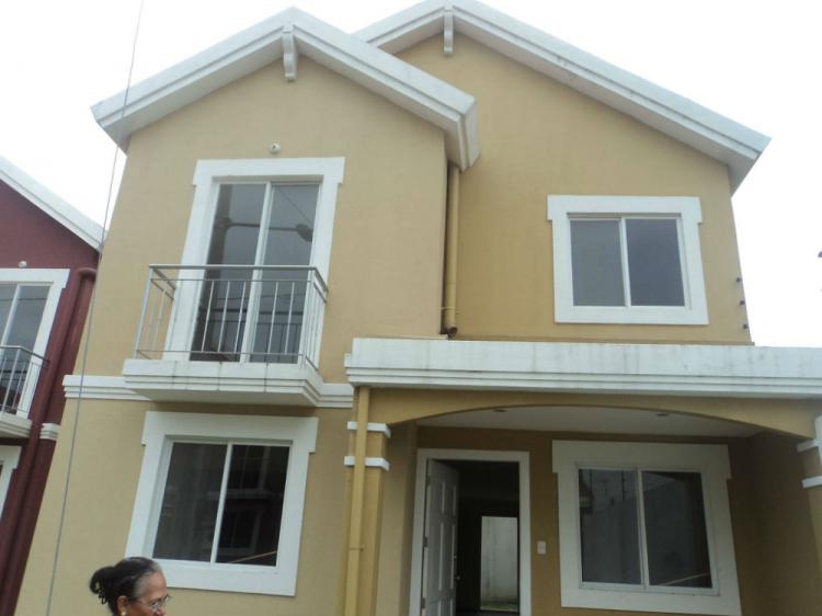 Foto Casa en Arriendo en Samborondn, Guayas - U$D 450 - CAA16963 - BienesOnLine
