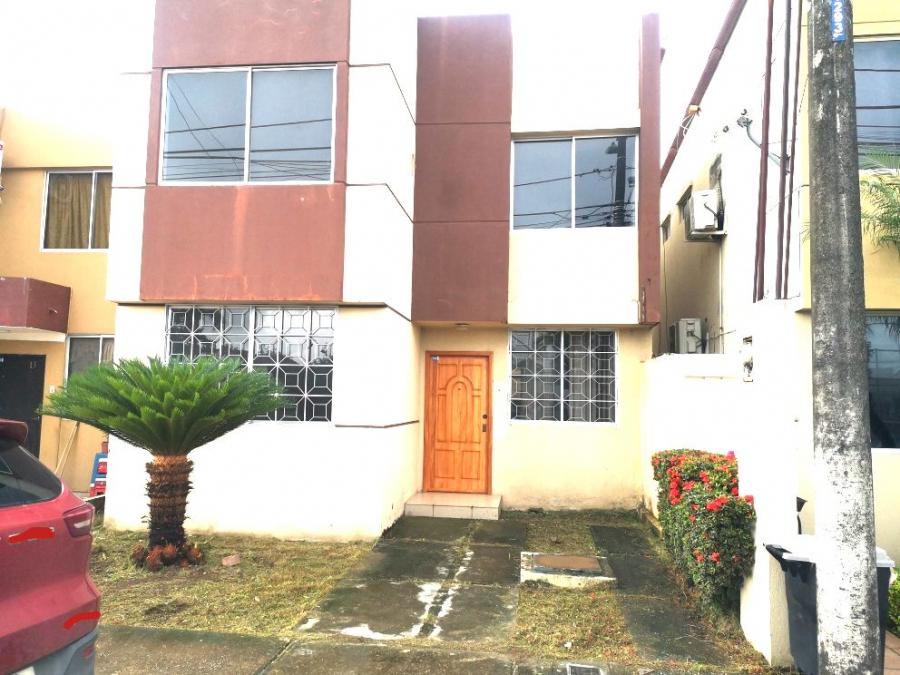 Foto Casa en Arriendo en Samborondn, Guayas - U$D 550 - CAA39303 - BienesOnLine