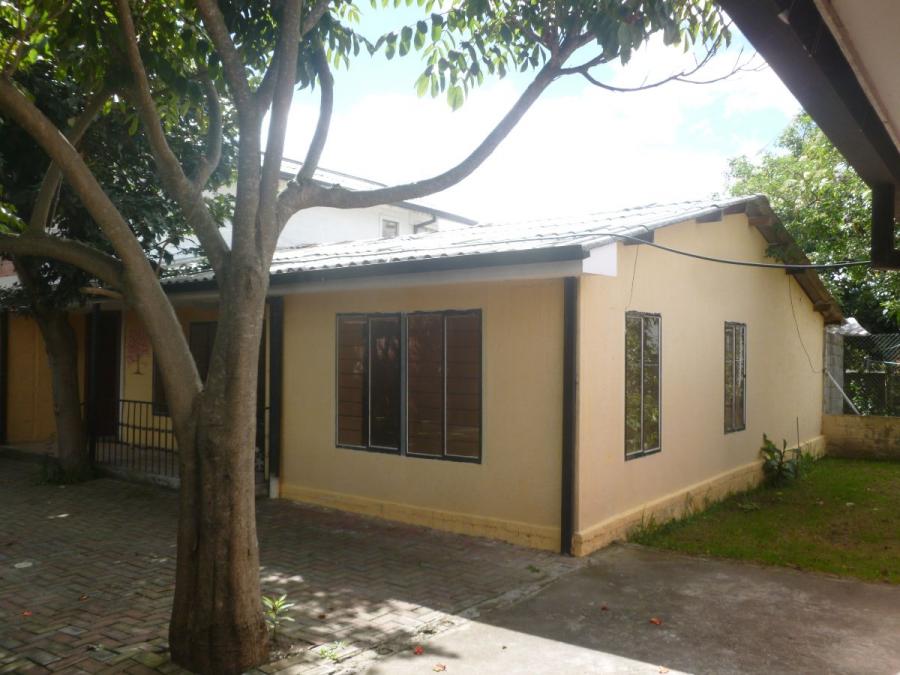 Foto Casa en Arriendo en Rumiahui, Pichincha - U$D 500 - CAA29076 - BienesOnLine
