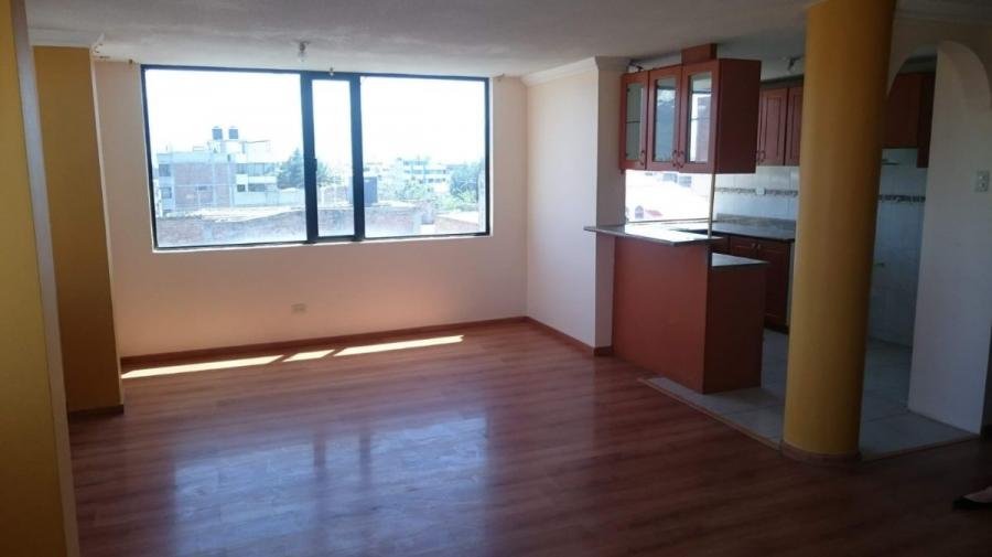 Foto Departamento en Arriendo en LIZARZABURO, RIOBAMBA, Chimborazo - U$D 250 - DEA37090 - BienesOnLine