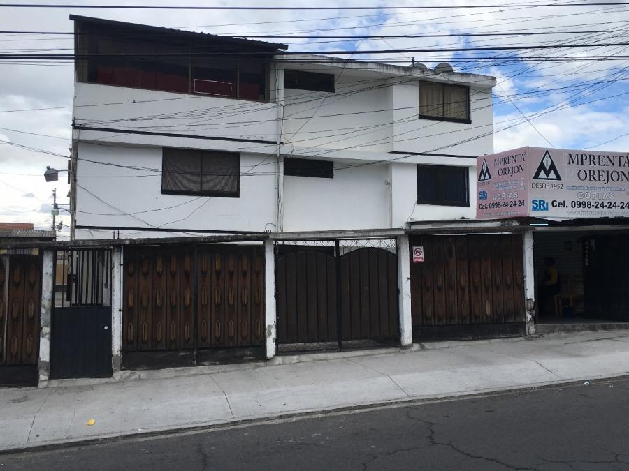 Foto Departamento en Arriendo en Ambato, Avenida Manueluita Saenz, Tungurahua - U$D 100 - DEA37360 - BienesOnLine