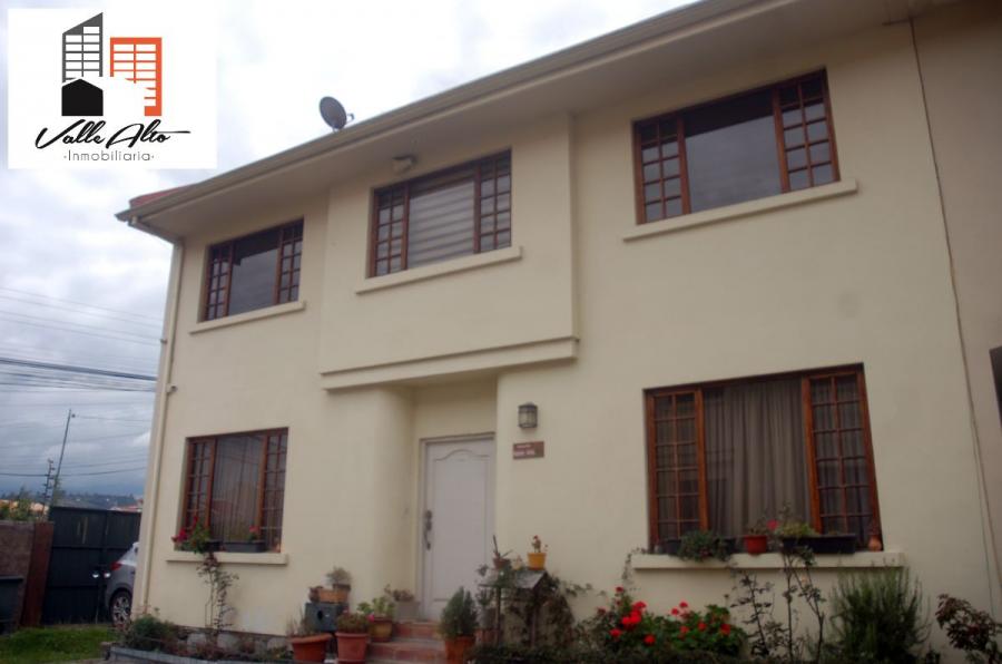 Foto Casa en Venta en Yanuncay, Cuenca, Azuay - U$D 178.000 - CAV36505 - BienesOnLine