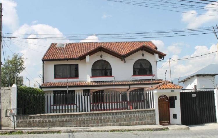 Foto Casa en Venta en El Inca, Quito, Pichincha - U$D 250.000 - CAV16913 - BienesOnLine