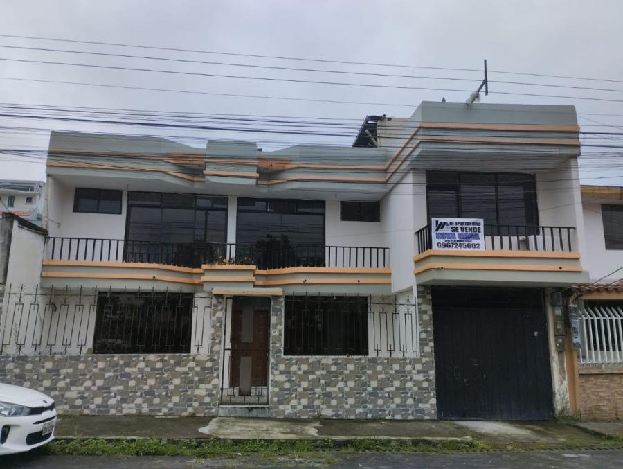 Foto Casa en Venta en Santo Domingo, Santo Domingo de los Tsachilas - U$D 185.000 - CAV37105 - BienesOnLine