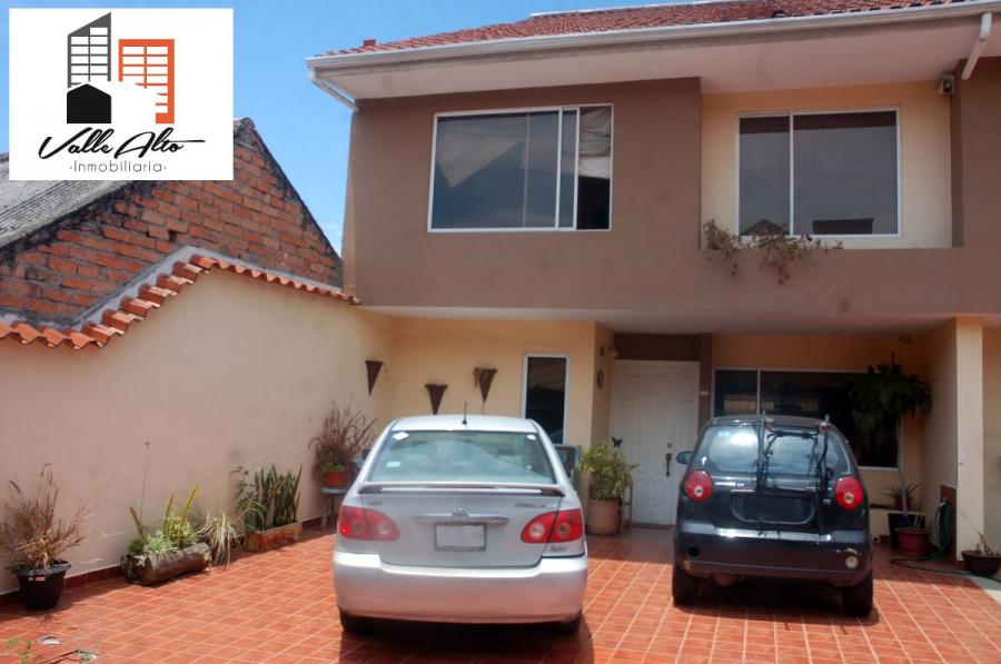 Foto Casa en Venta en Sucre, Cuenca, Azuay - U$D 118.000 - CAV39460 - BienesOnLine