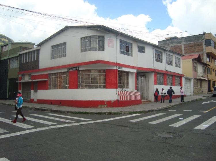 Foto Casa en Venta en la Magdalena, Quito, Pichincha - U$D 190.000 - CAV18199 - BienesOnLine