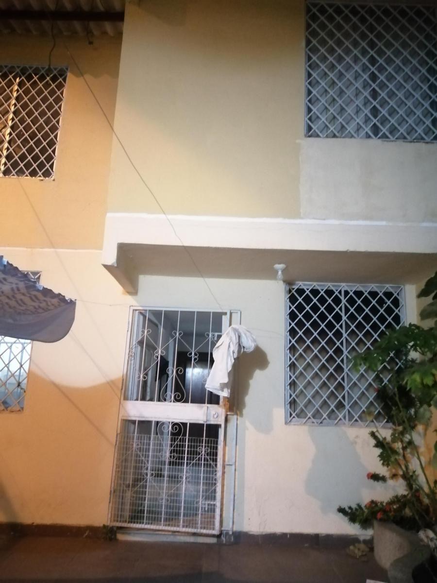 Foto Casa en Arriendo en tarqui, Guayaquil, Guayas - U$D 350 - CAA39451 - BienesOnLine