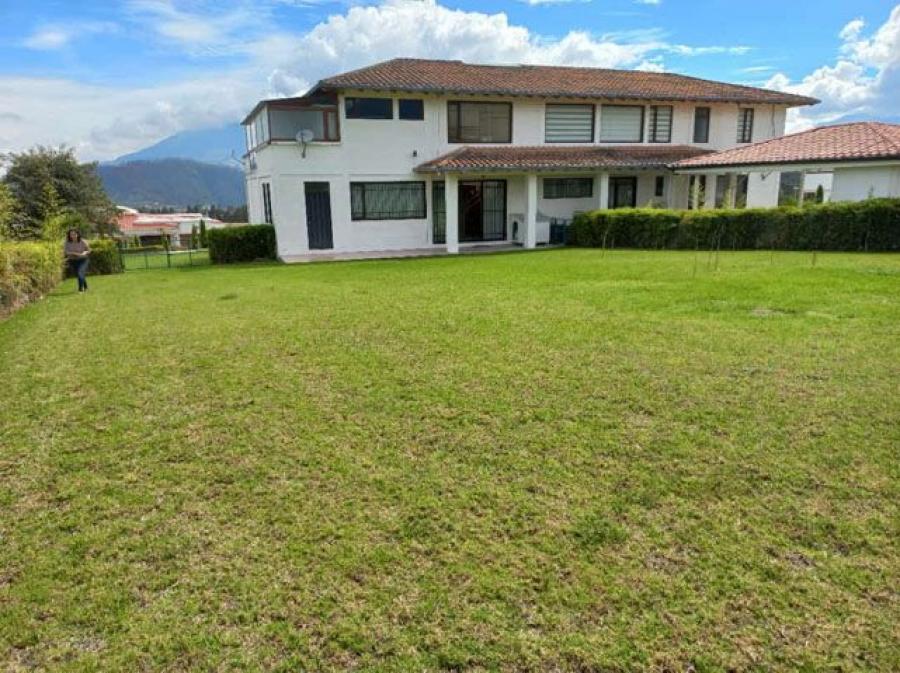 Foto Casa en Venta en San Jos de Quichinche, Otavalo, Imbabura - U$D 210.000 - CAV38678 - BienesOnLine