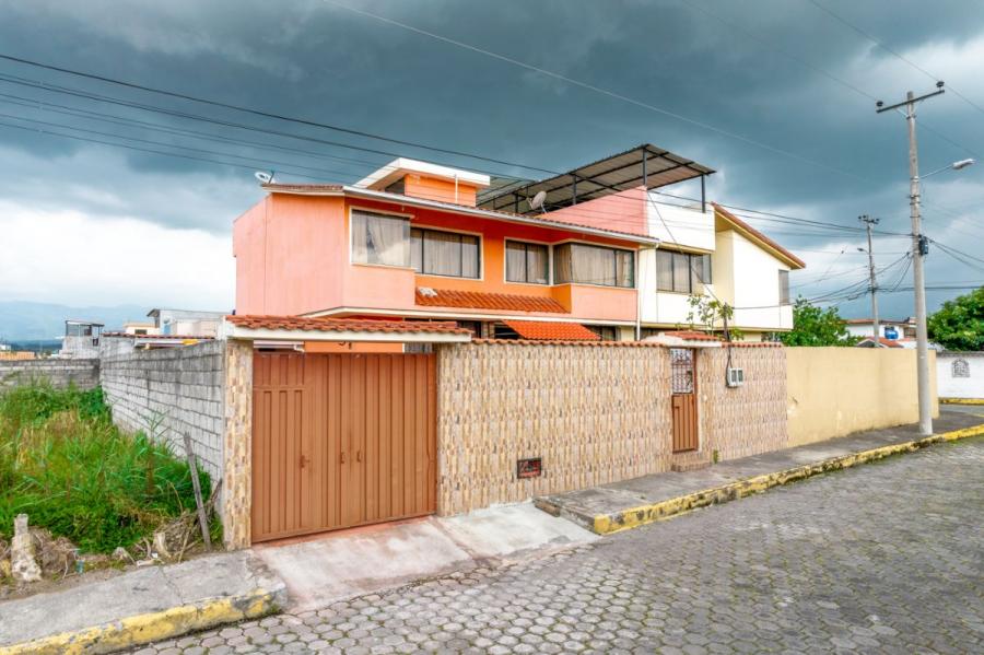 Foto Casa en Venta en Quito, Pichincha - U$D 170.000 - CAV33723 - BienesOnLine