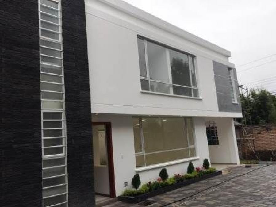 Foto Casa en Venta en Valle de los Chillos, Quito, Pichincha - U$D 189.000 - CAV30595 - BienesOnLine