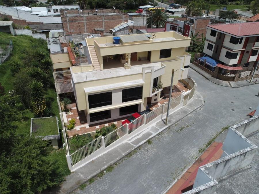 Foto Casa en Venta en Valle, Loja Capital, Loja - U$D 178.000 - CAV32403 - BienesOnLine