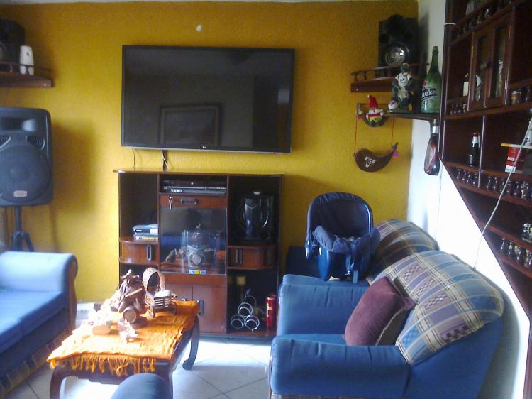 Foto Casa en Venta en Rumiahui, Pichincha - U$D 65.000 - CAV12712 - BienesOnLine