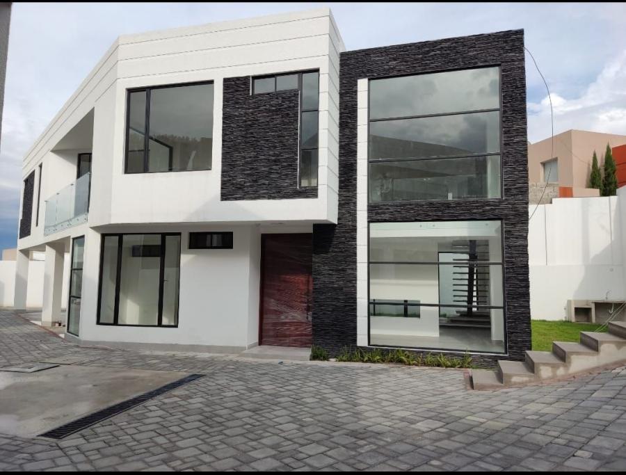 Foto Casa en Venta en Cumbaya, Cumbaya, Pichincha - U$D 299.000 - CAV35866 - BienesOnLine