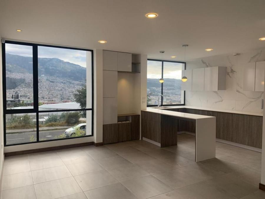 Foto Casa en Venta en Santa Luca, Quito, Pichincha - U$D 199.844 - CAV30327 - BienesOnLine