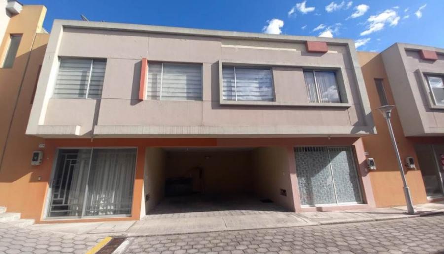 Foto Casa en Venta en Quito, Pichincha - U$D 66.000 - CAV34697 - BienesOnLine