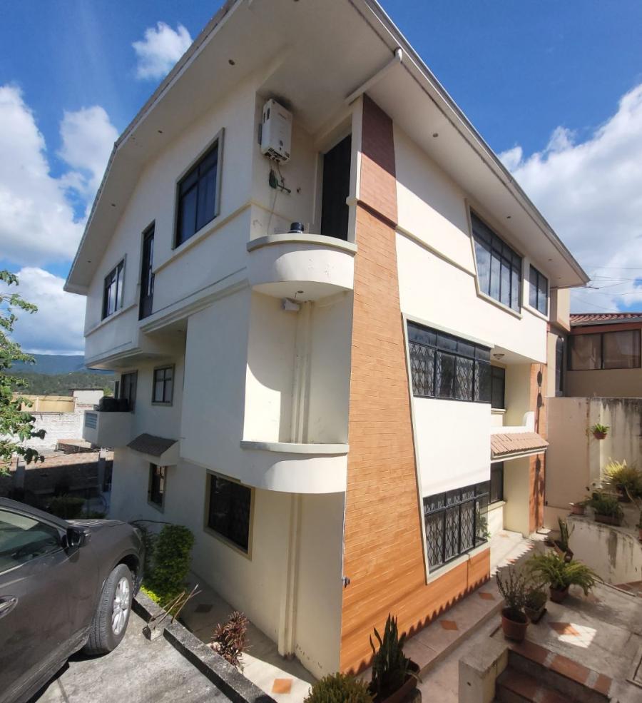 Foto Casa en Venta en Punzará, Loja, Loja - U$D 200.000 - CAV38830 - BienesOnLine