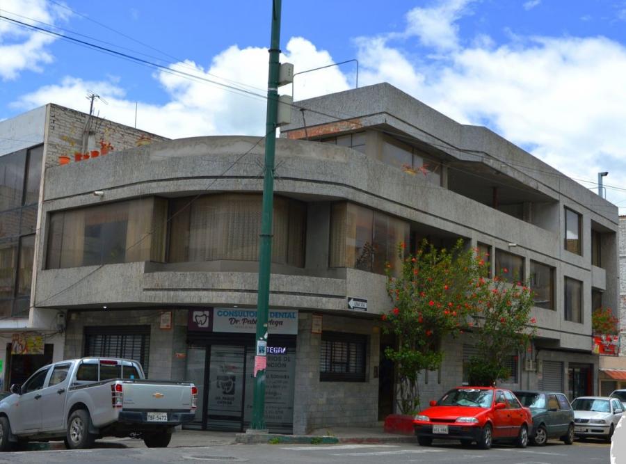 Foto Casa en Venta en La Matriz, Ambato, Tungurahua - U$D 440.000 - CAV33747 - BienesOnLine