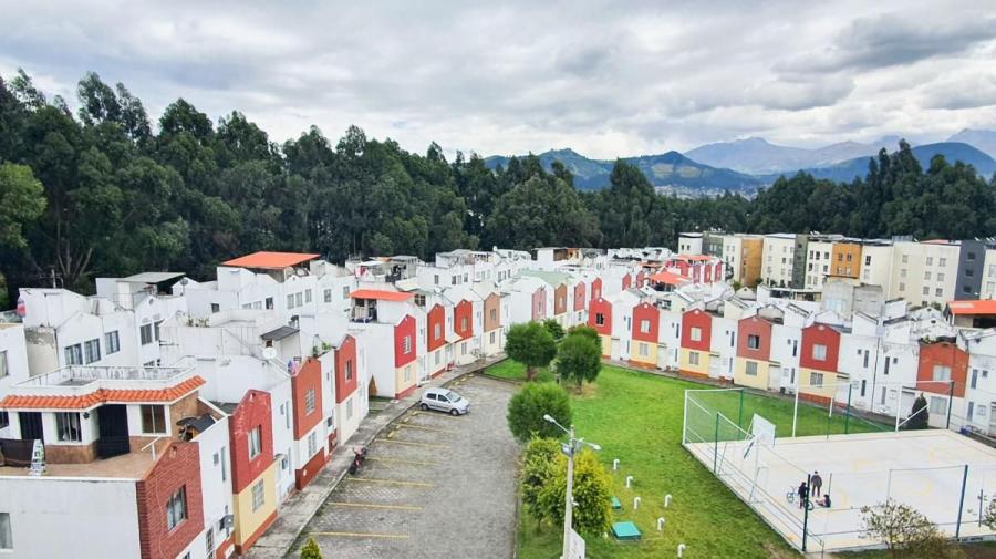 Foto Casa en Venta en Chillogallo, Quito, Pichincha - U$D 60.000 - CAV36240 - BienesOnLine