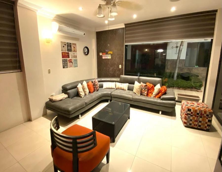 Foto Casa en Venta en Samborondón, Guayas - U$D 390.000 - CAV38422 - BienesOnLine