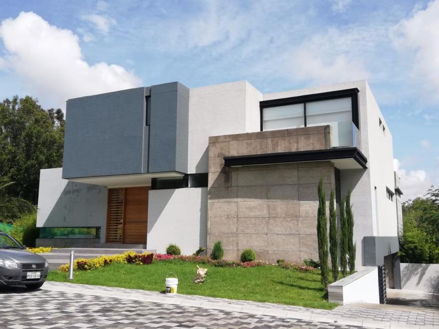 Foto Casa en Venta en Pichincha, Quito, Pichincha - U$D 860.000 - CAV30644 - BienesOnLine