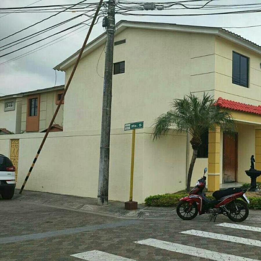 Foto Casa en Venta en Guayaquil, Guayas - U$D 105.000 - CAV34913 - BienesOnLine