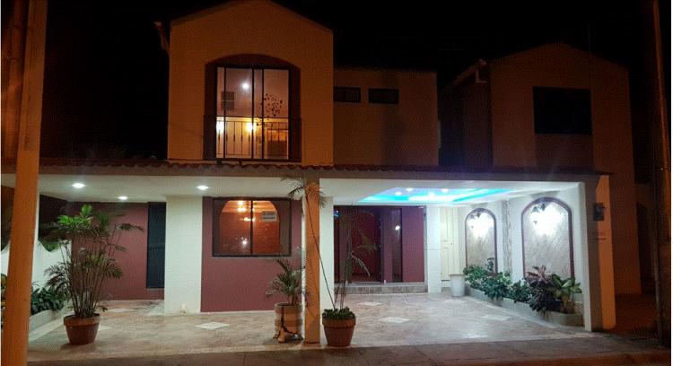Foto Casa en Venta en GUAYAQUIL, Guayas - U$D 135.000 - CAV26164 - BienesOnLine
