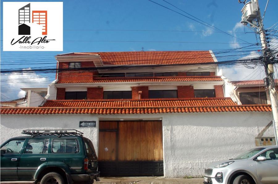 Foto Casa en Venta en Bellavista, Cuenca, Azuay - U$D 528.000 - CAV36542 - BienesOnLine