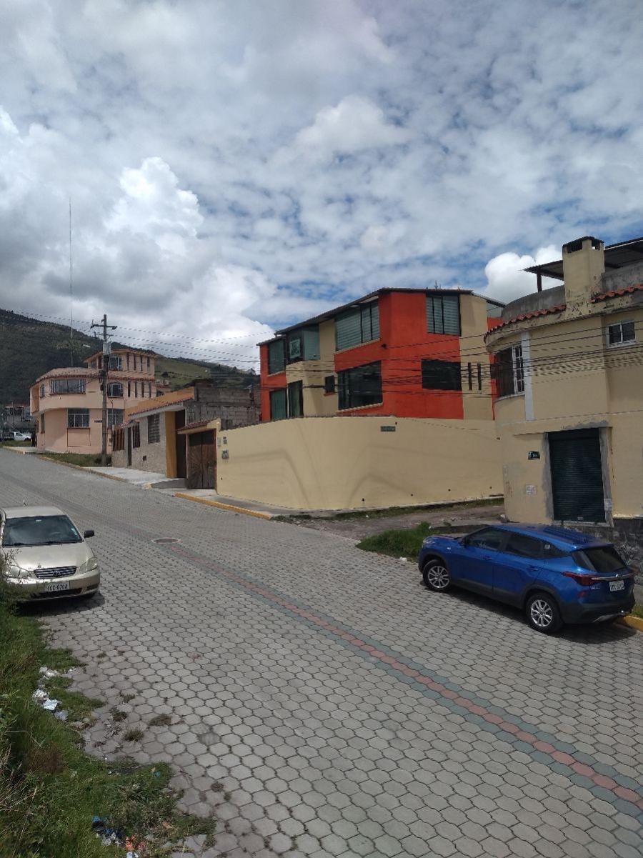 Foto Casa en Venta en Chillogallo, Quito, Pichincha - U$D 120.000 - CAV36966 - BienesOnLine