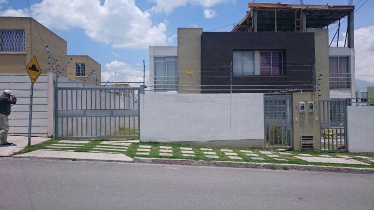 Foto Casa en Venta en Quito, Pichincha - U$D 65.000 - CAV22094 - BienesOnLine