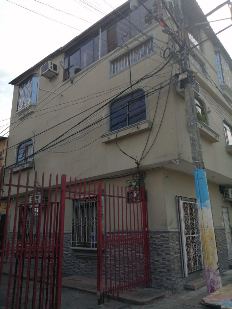 Foto Casa en Venta en Ximena, Guayaquil, Guayas - U$D 110.000 - CAV36817 - BienesOnLine