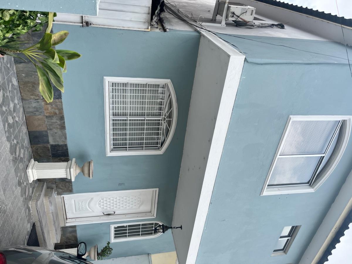 Foto Casa en Venta en Tarqui, Guayaquil, Guayas - U$D 110.000 - CAV38177 - BienesOnLine