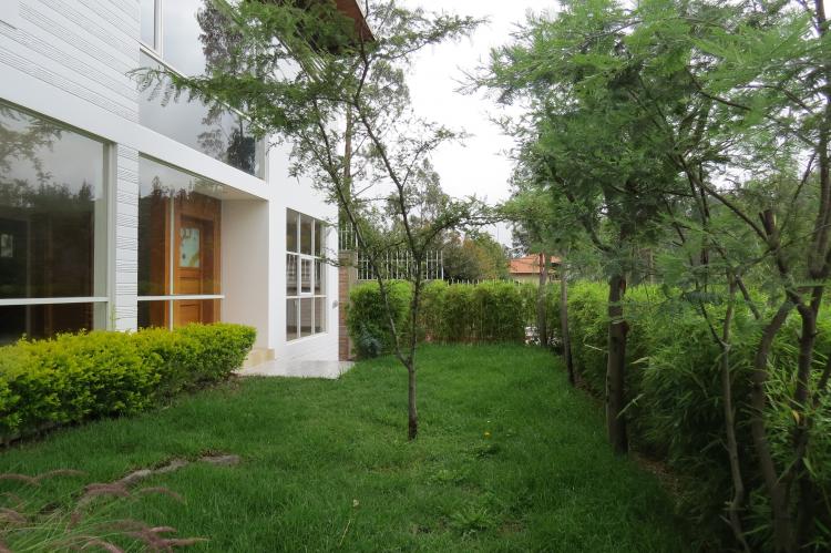 Foto Casa en Venta en Nayn, Tacuri, Nayn, Pichincha - U$D 290.000 - CAV26841 - BienesOnLine