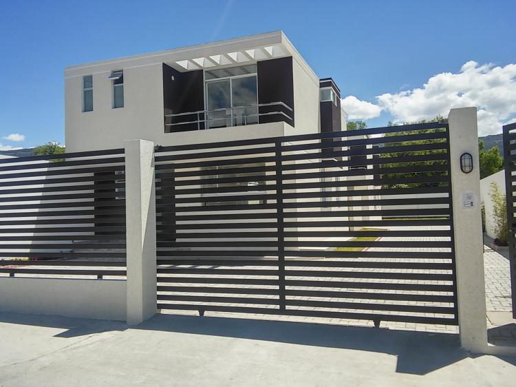 Foto Casa en Venta en Amaguaa, Quito, Pichincha - U$D 108.000 - CAV26955 - BienesOnLine