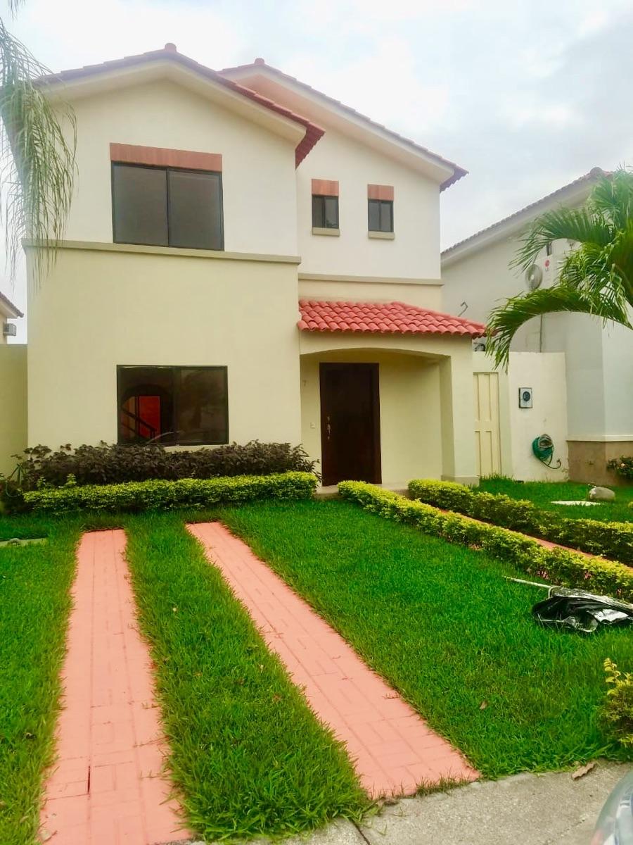 Foto Casa en Venta en Samborondn, Guayas - U$D 190.000 - CAV28204 - BienesOnLine