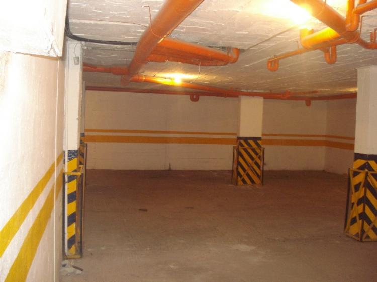 Foto Edificio en Arriendo en LA CAROLINA, Quito, Pichincha - U$D 2.700 - A7248 - BienesOnLine