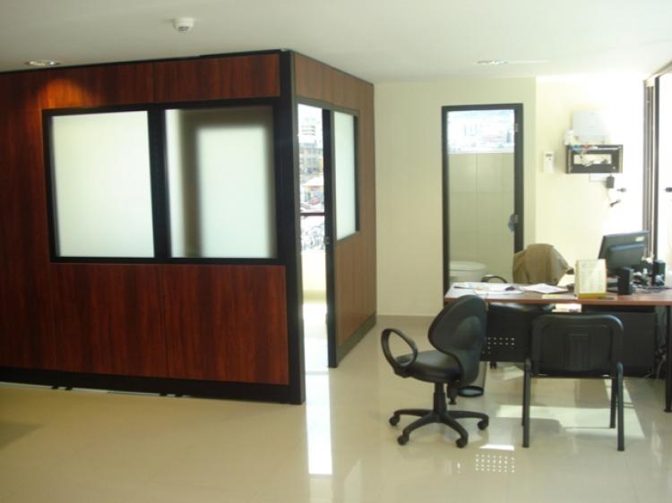 Foto Oficina en Arriendo en IAQUITO, Quito, Pichincha - U$D 640 - OFA6278 - BienesOnLine