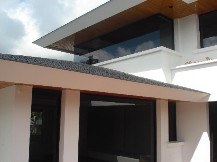 Home in Metric Way