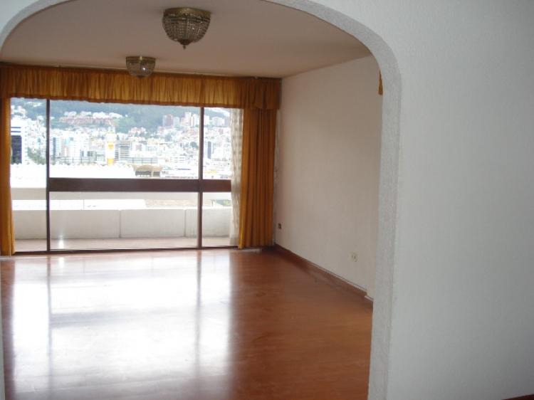 Foto Casa en Arriendo en Quito, Pichincha - U$D 900 - CAA6815 - BienesOnLine