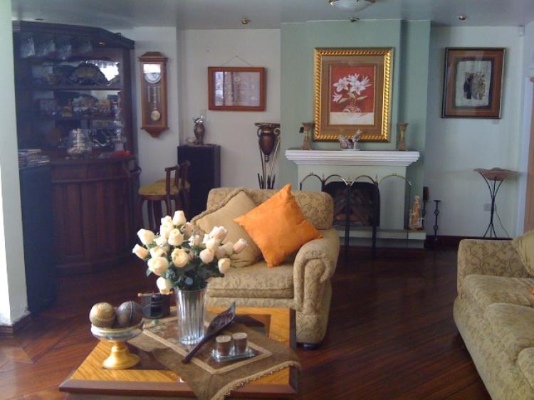 Foto Casa en Arriendo en AMERICA, Quito, Pichincha - U$D 2.000 - CAA6912 - BienesOnLine