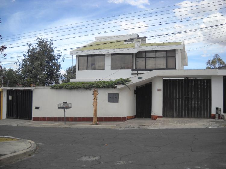 Foto Casa en Venta en Cumbaya, Quito, Pichincha - U$D 475.000 - CAV20218 - BienesOnLine