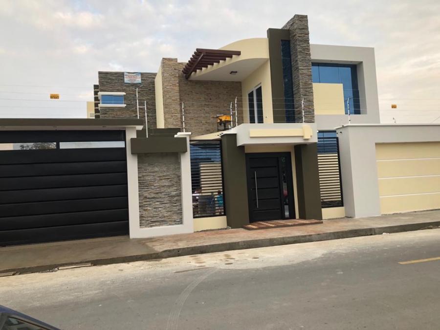 Foto Casa en Venta en San Camilo, Quevedo, Los Rios - U$D 258.000 - CAV40619 - BienesOnLine