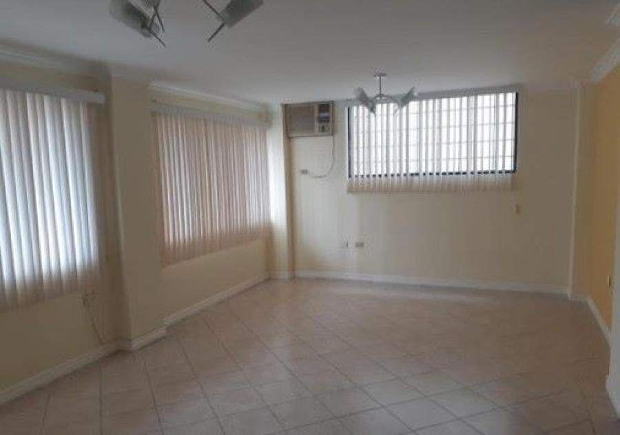 Foto Departamento en Venta en Guayaquil, Guayas - U$D 115.000 - DEV33585 - BienesOnLine