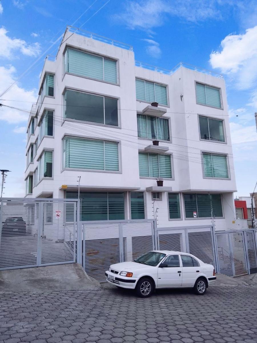 Foto Departamento en Venta en Ignacio Flores, Latacunga, Cotopaxi - U$D 63.000 - DEV39048 - BienesOnLine