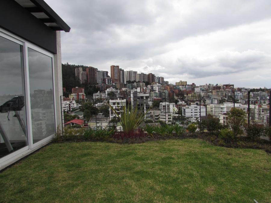 Foto Departamento en Venta en Granda Centeno, Quito, Pichincha - U$D 148.998 - DEV28999 - BienesOnLine