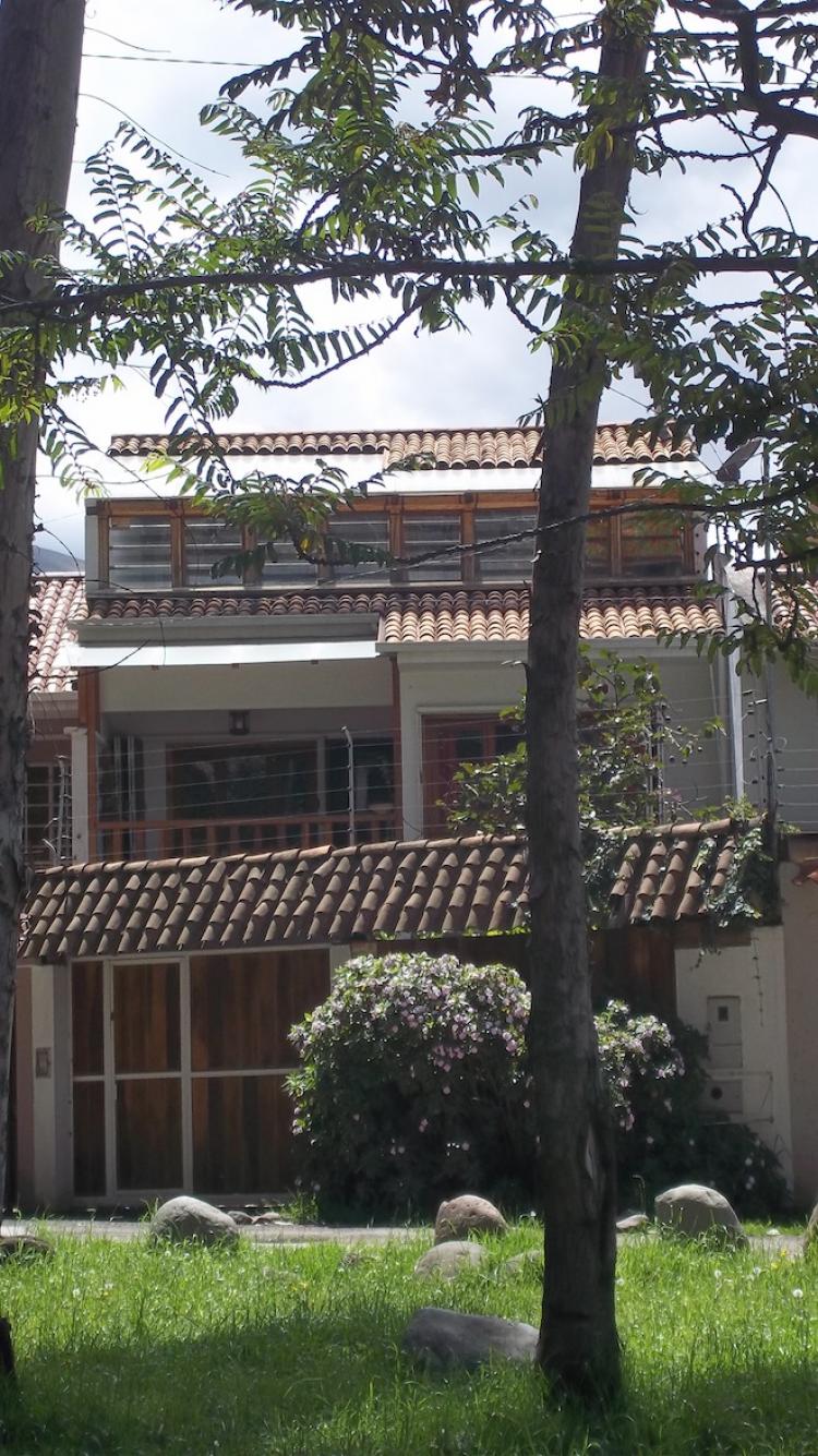 Foto Villa en Venta en Cuenca, Azuay - U$D 160.000 - VIV15018 - BienesOnLine