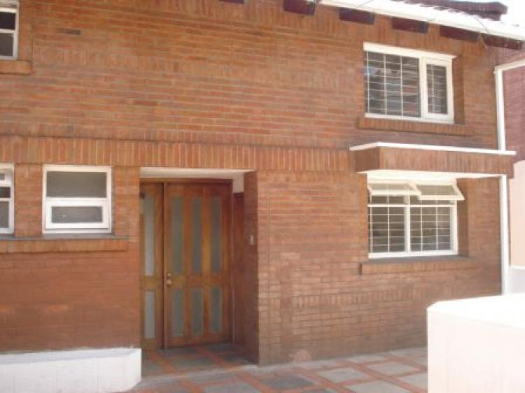 Foto Casa en Arriendo en BELLAVISTA, QUITO, Pichincha - U$D 1.000 - CAA4098 - BienesOnLine