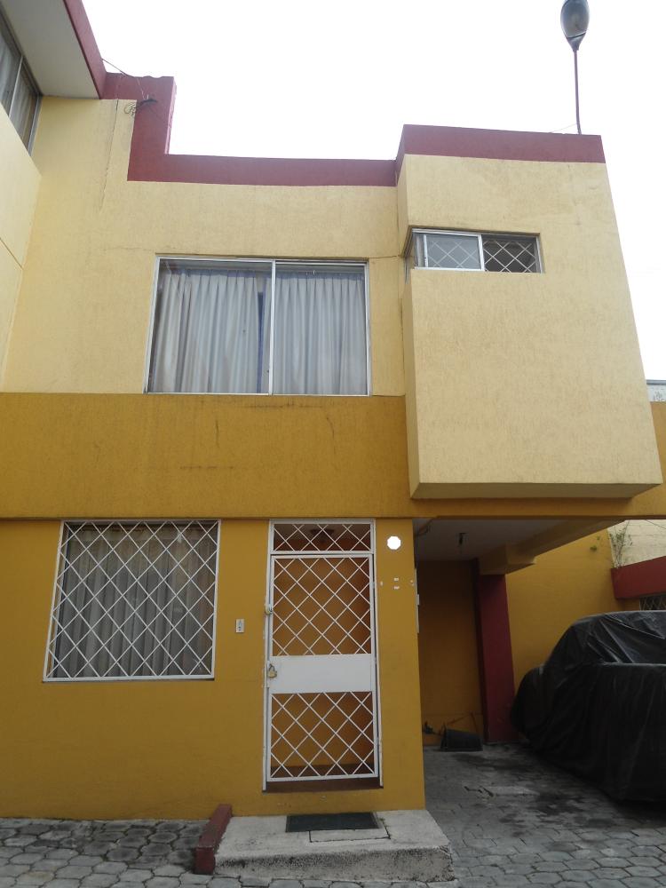 Foto Casa en Arriendo en San Carlos, Quito, Pichincha - U$D 600 - CAA10622 - BienesOnLine